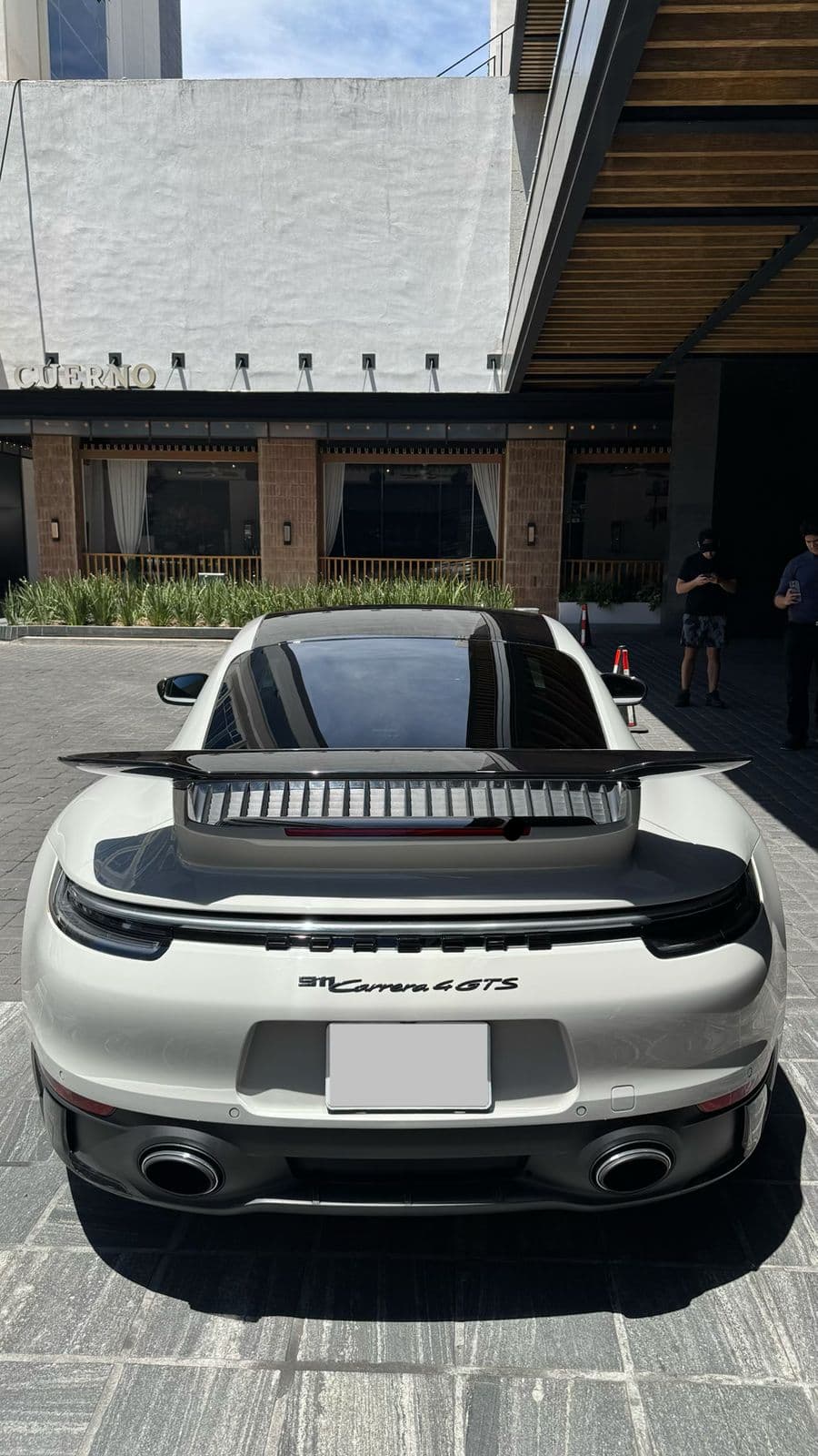 Porsche 911 Carrera 4 GTS