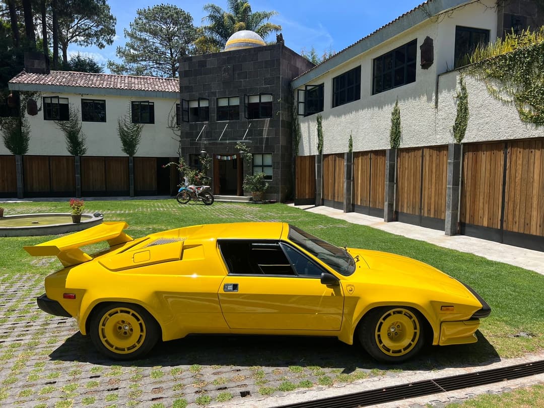 Lamborghini Jalpa (1/7)
