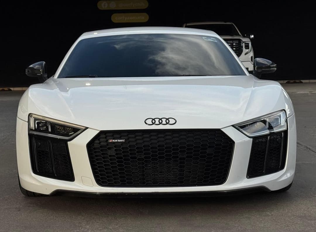 Audi R8 V10 Plus