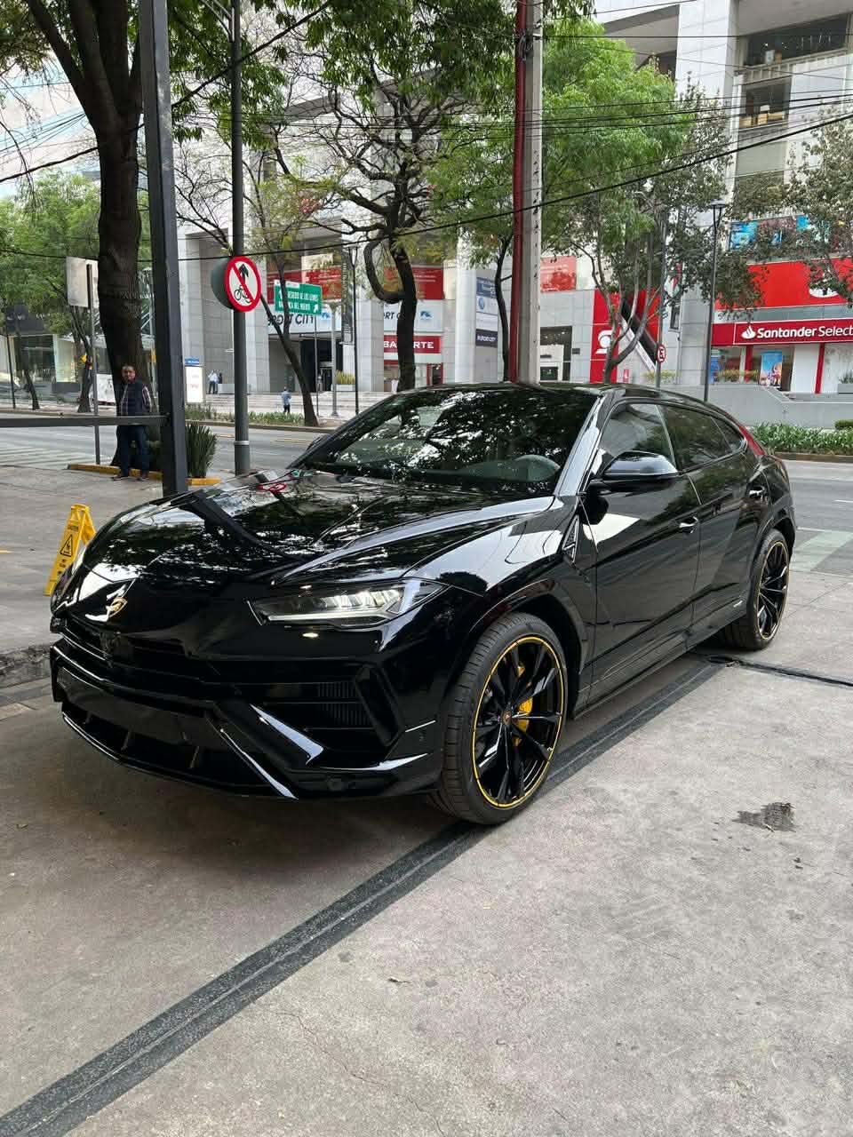 Lamborghini Urus S