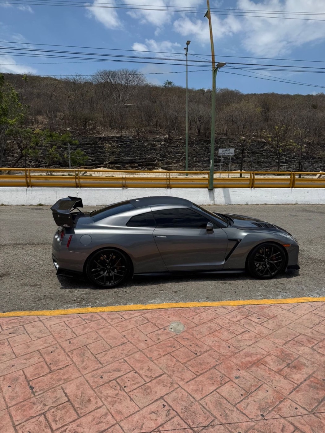 Nissan GT-R Premium 2017 - 6