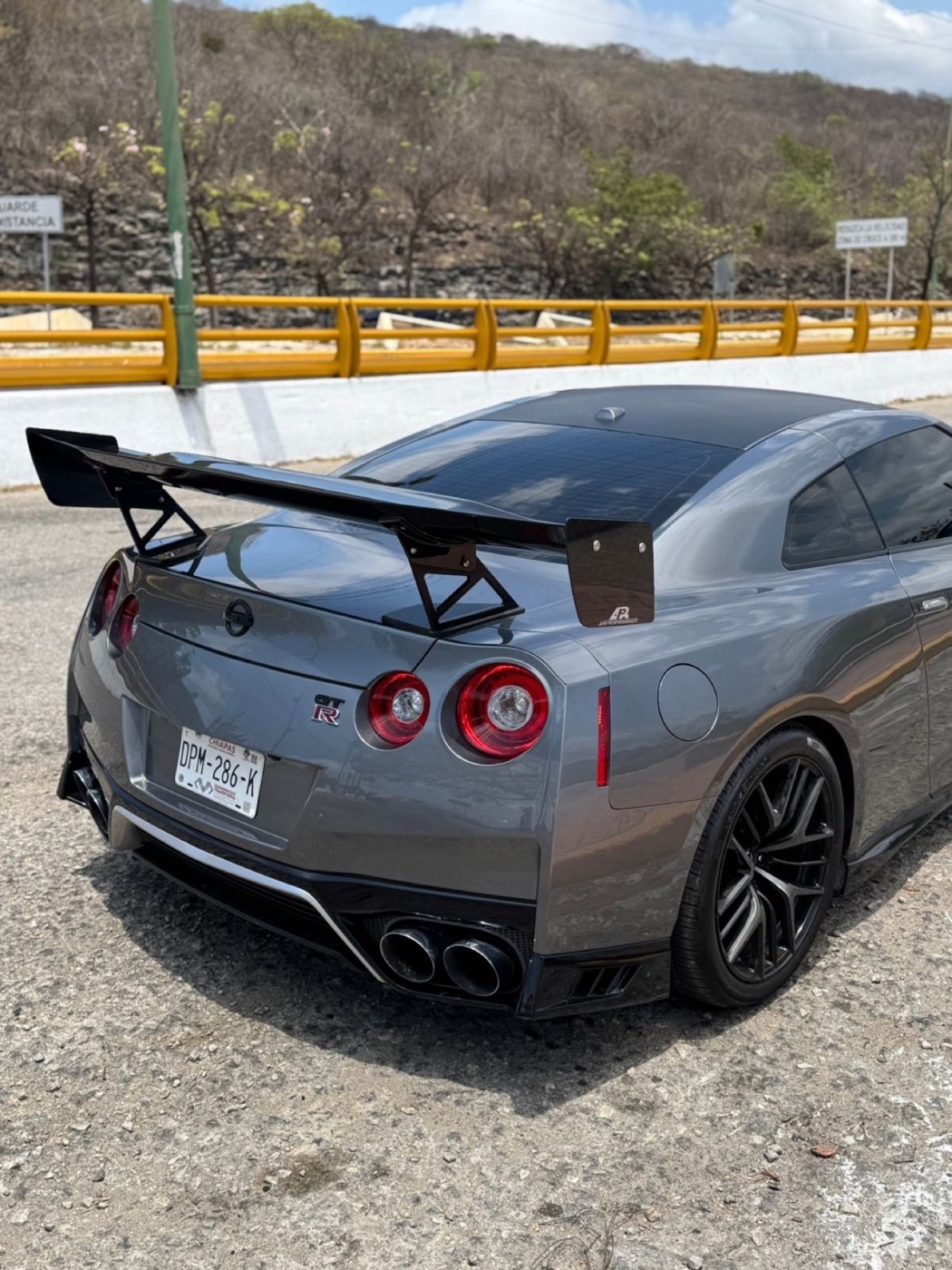 Nissan GT-R Premium 2017 - 7