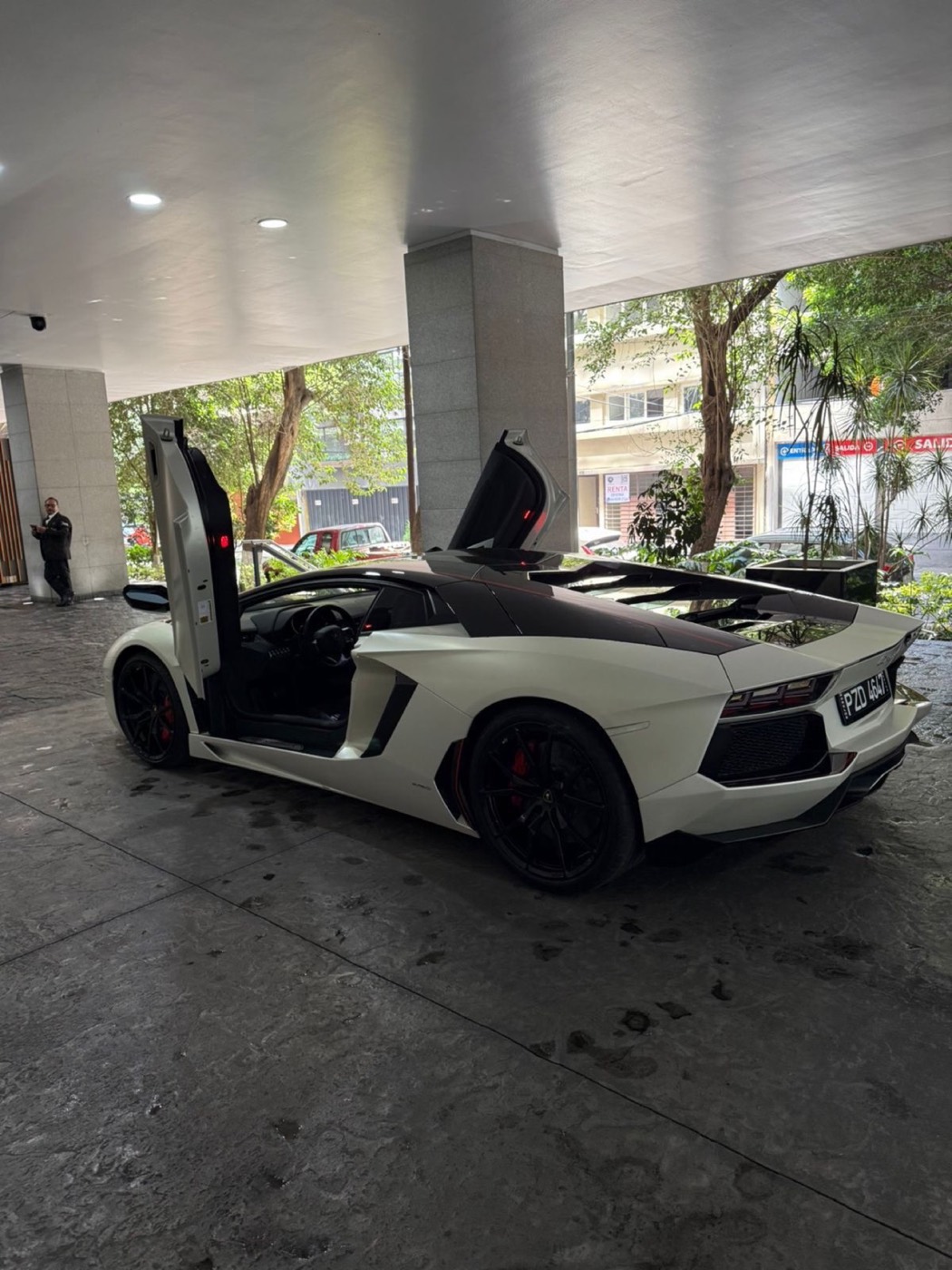 Lamborghini Aventador Pirelli Edition 2016