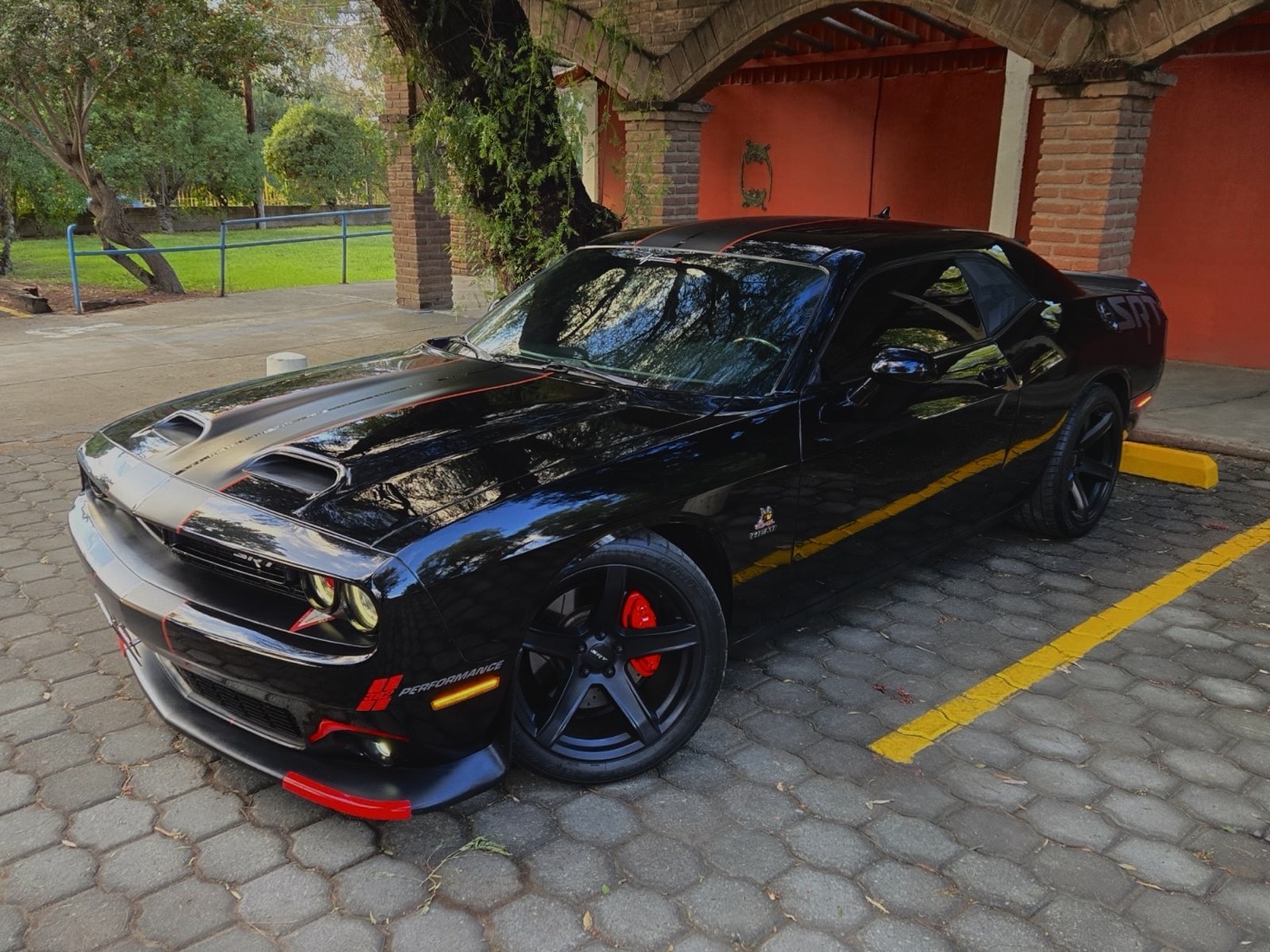 Dodge Challenger 392 HEMI SRT 2018