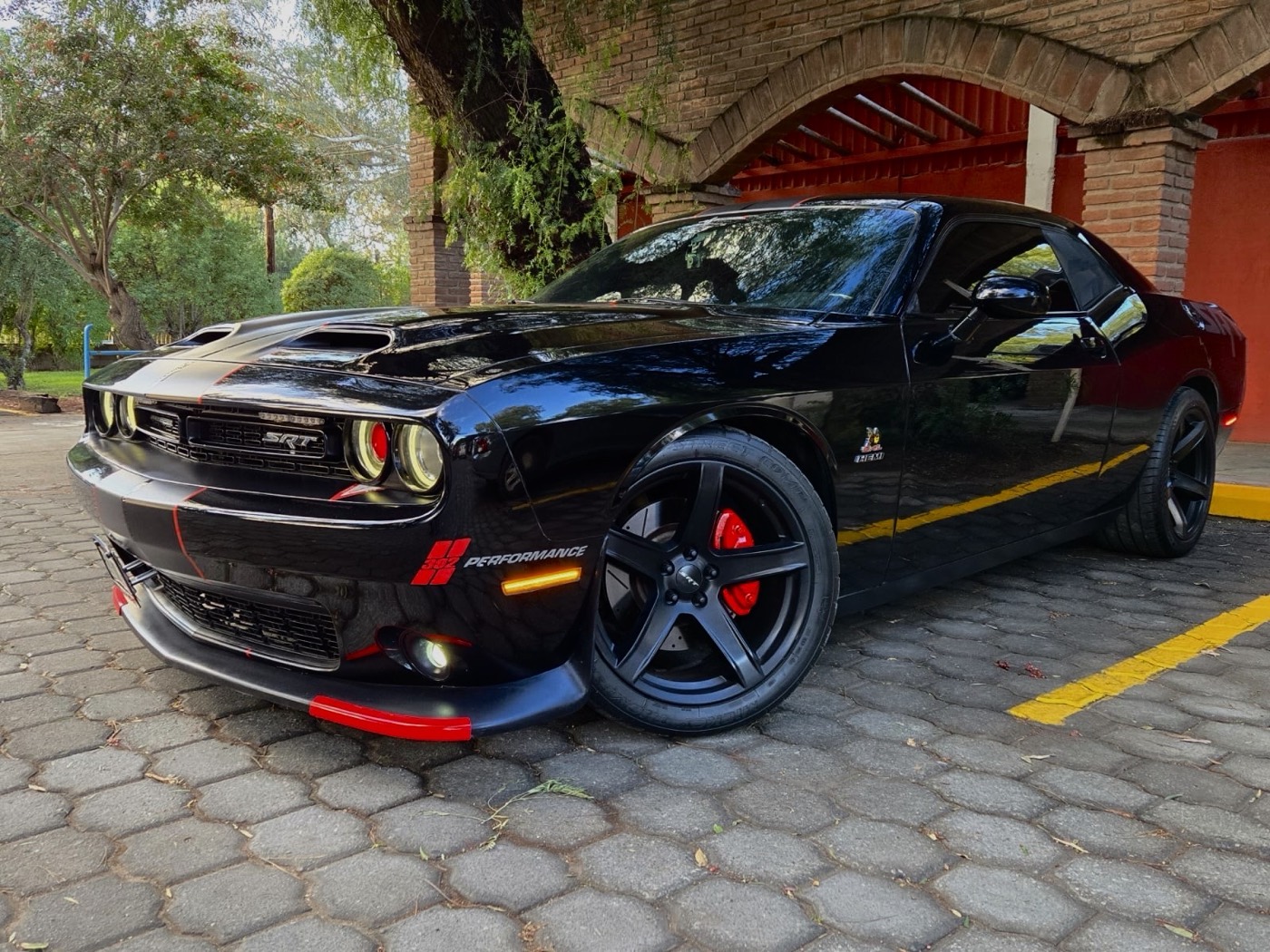 Dodge Challenger 392 HEMI SRT 2018 - 11