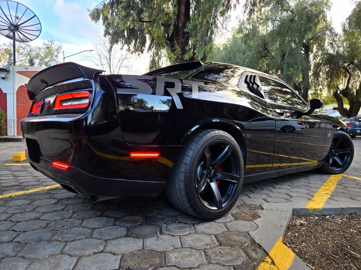 Dodge Challenger 392 HEMI SRT 2018 - 12