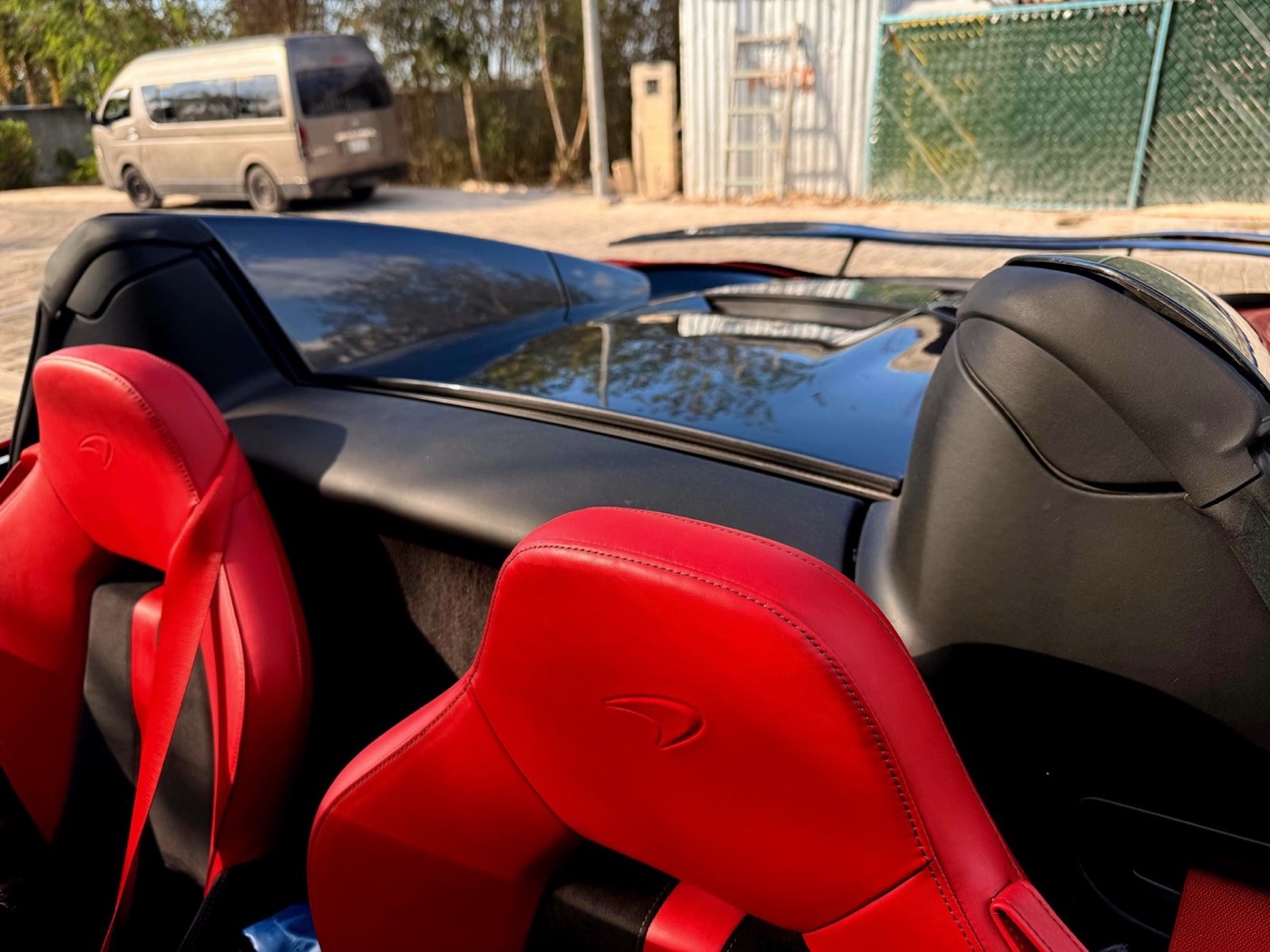 McLaren 570S Spider 2018 - 10