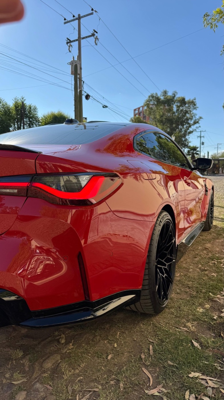 BMW M4 Competition 2024 - 8