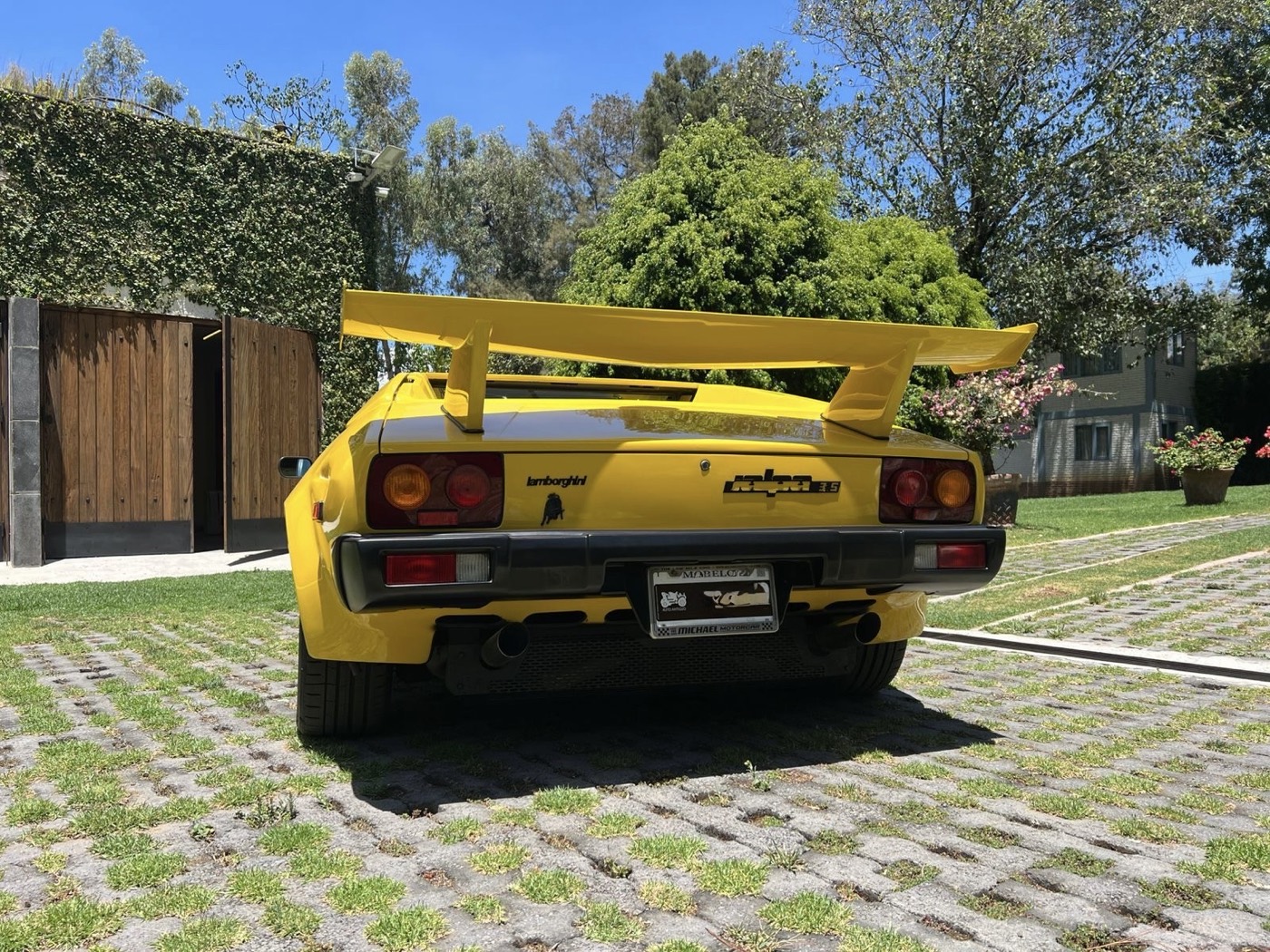 Lamborghini Jalpa (1/7) 1988 - 3