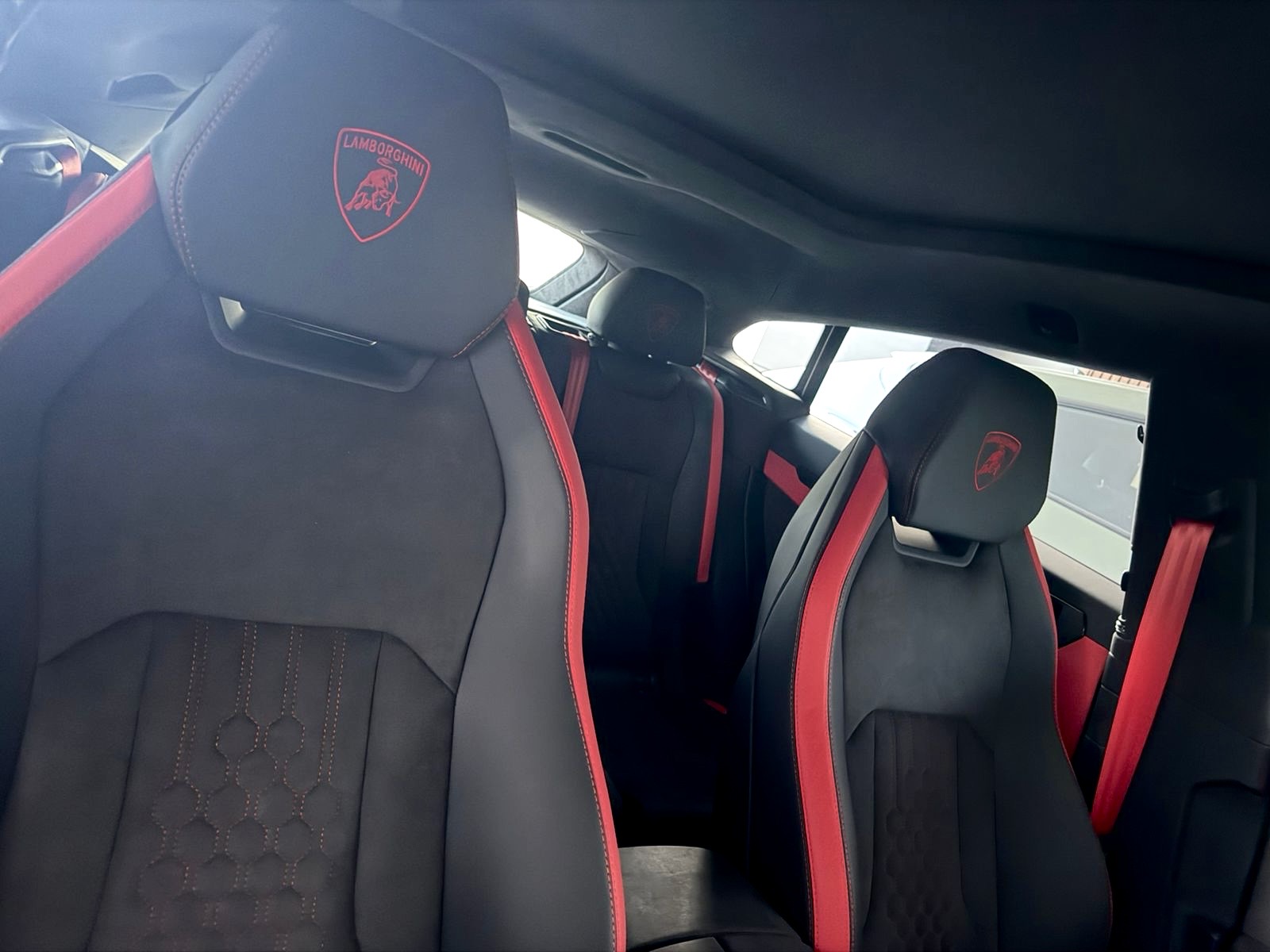 Lamborghini Urus SE 2026 - 8