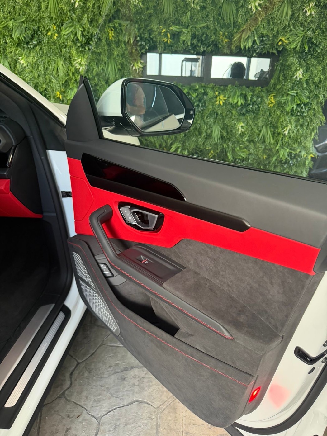 Lamborghini Urus SE 2026 - 13