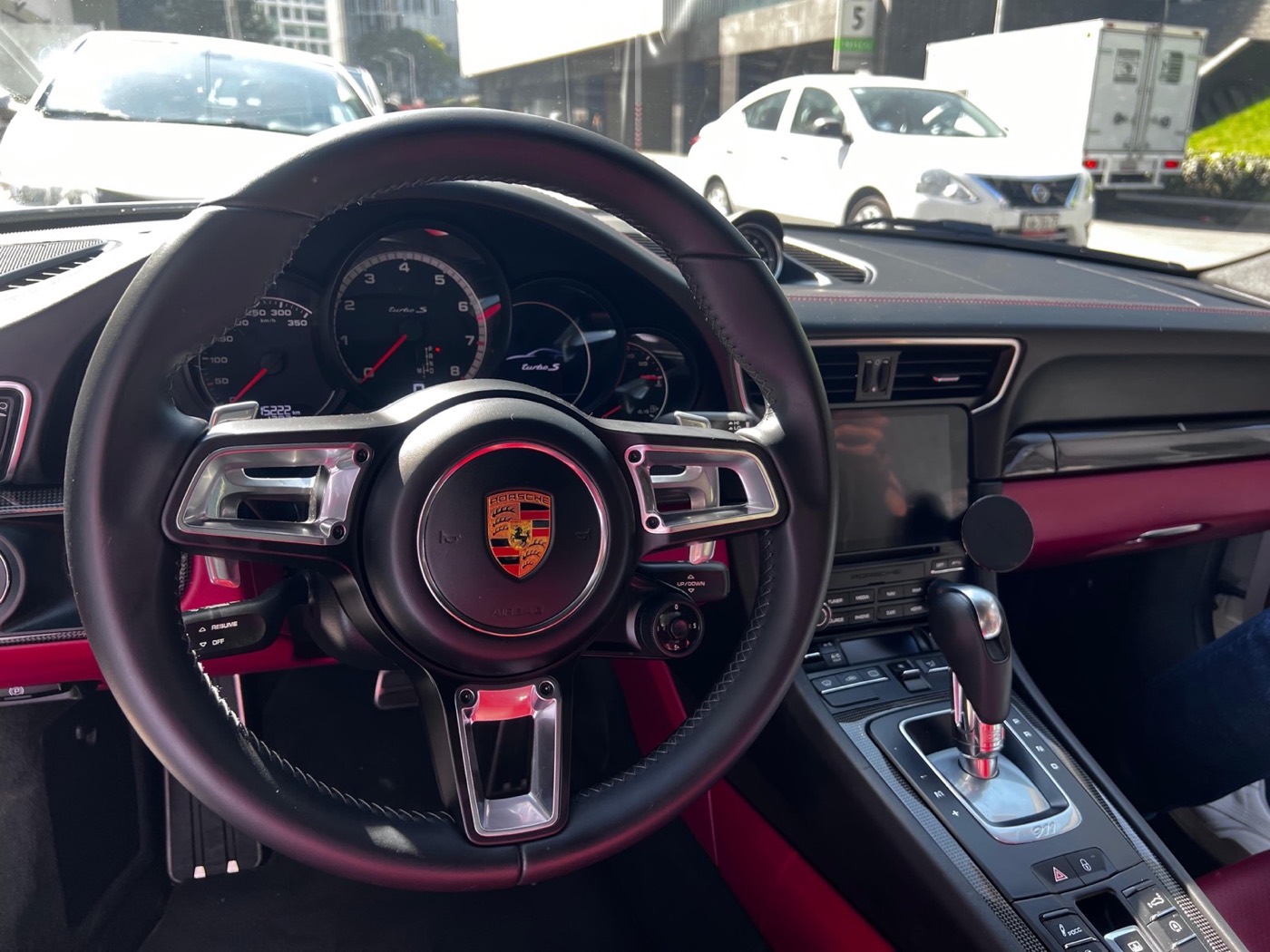 Porsche 911 Turbo S 2019 - 3