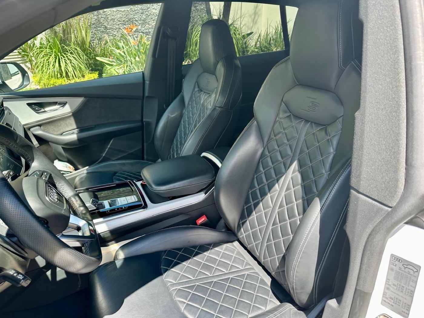 Audi Q8 S-Line 2022 - 10