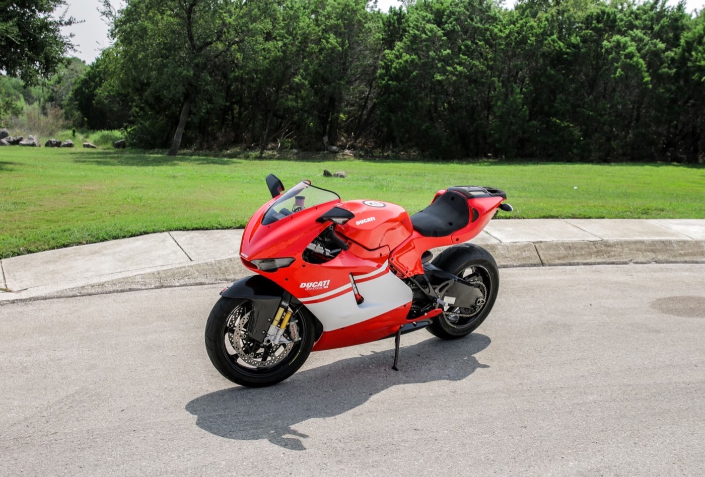 Ducati Desmosedici RR (1/3 en México) 2008 - 9