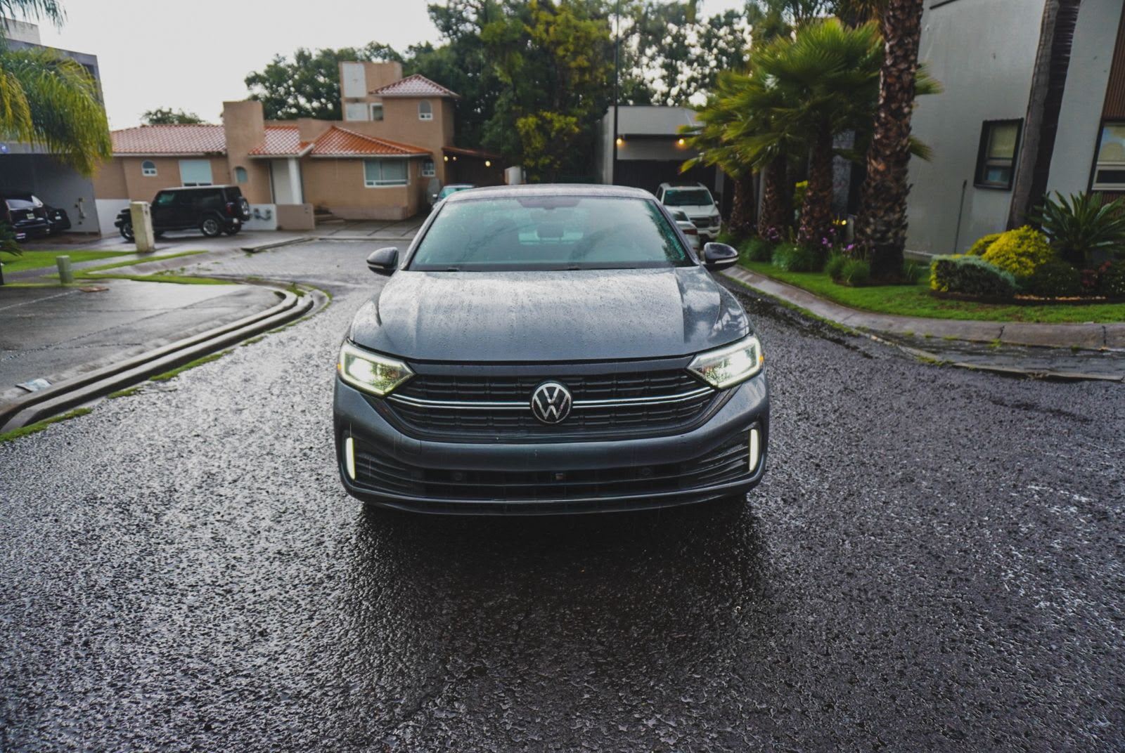 Volkswagen Jetta Comfortline 2023