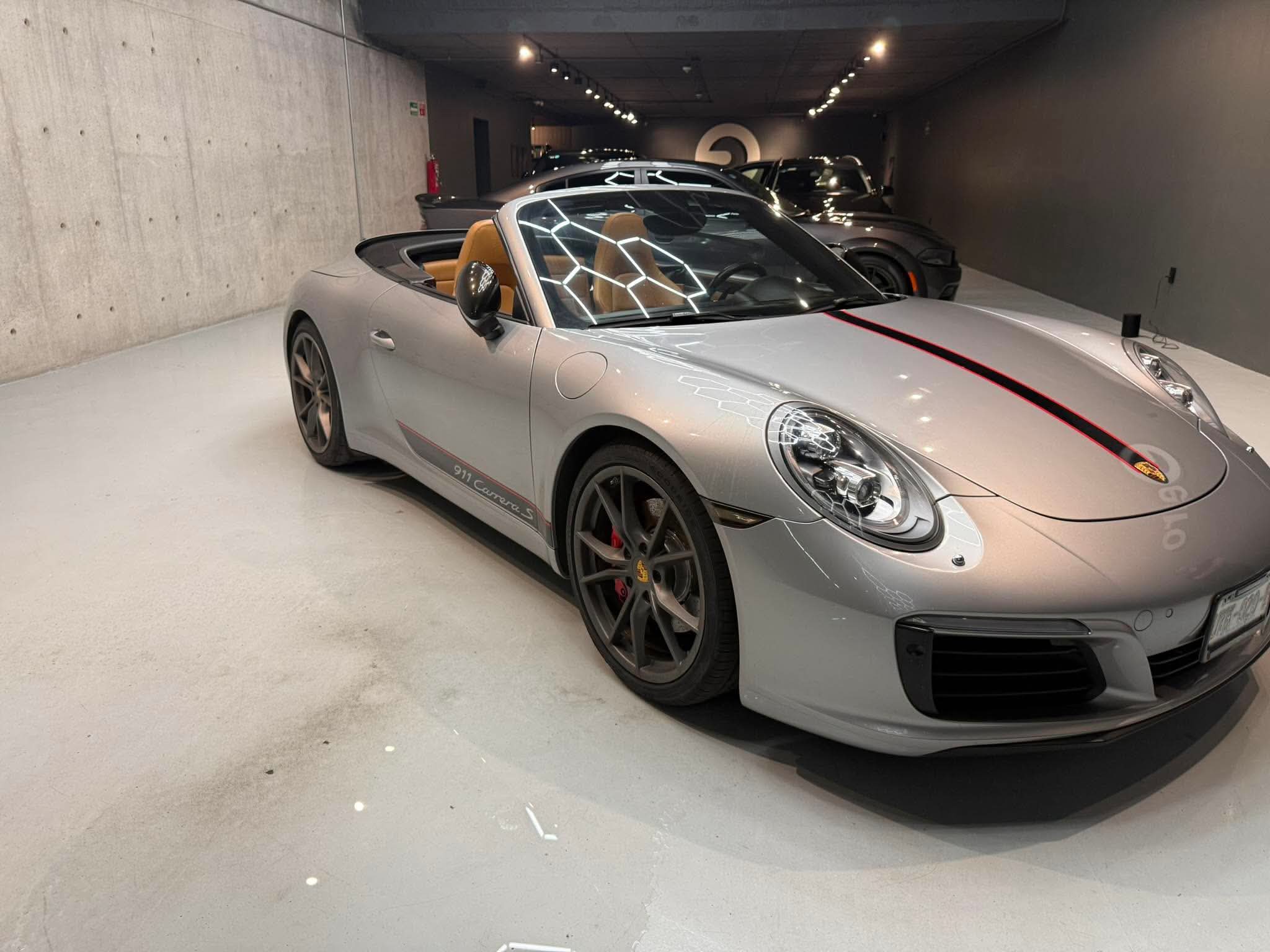 Porsche 911 Carrera S Cabriolet (991.2) 2017 - 13